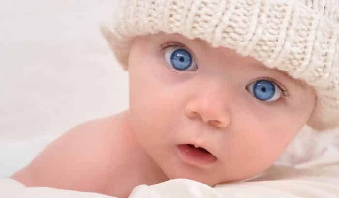 Beautiful Eyes Baby Photography